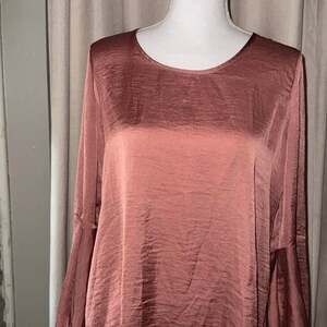 Socialite Satin Bell Sleeve Blouse Size M Dusty Rose Made in USA Boho
